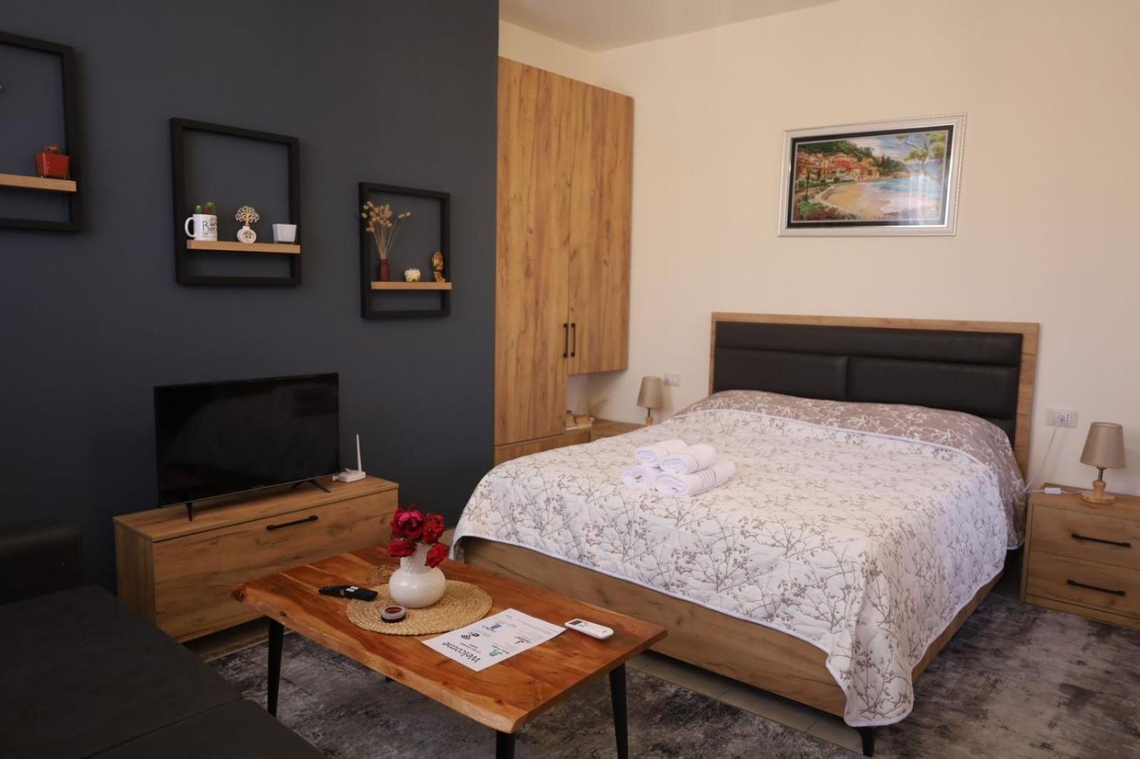 City Nest Shkodër Esterno foto